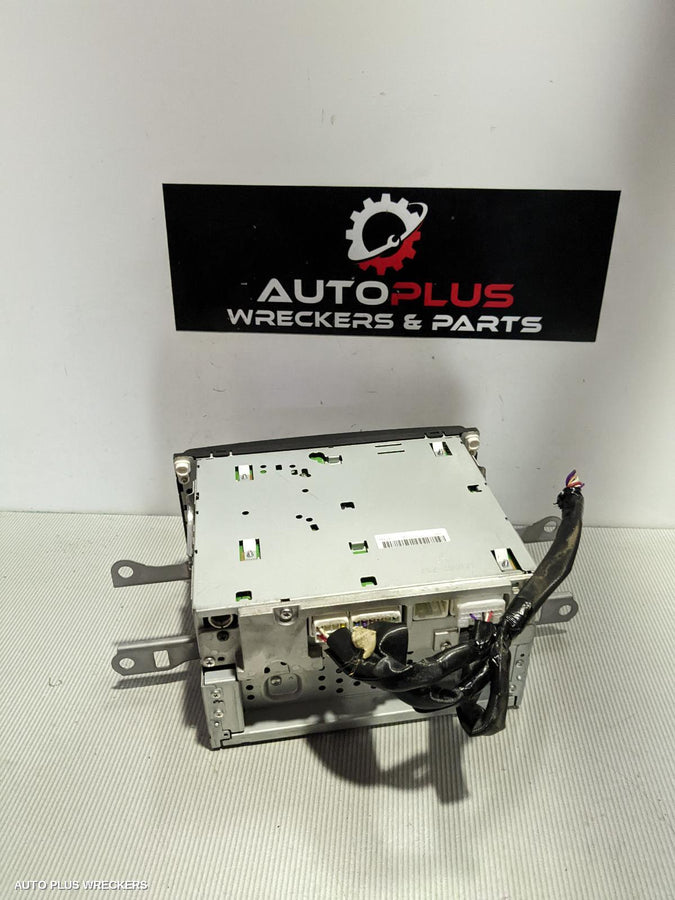 2010 Toyota Corolla Radio Cd Dvd Sat Tv