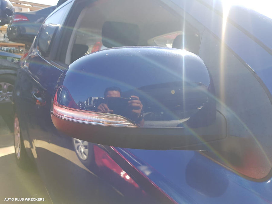 2015 HYUNDAI I20 RIGHT FRONT DOOR WINDOW