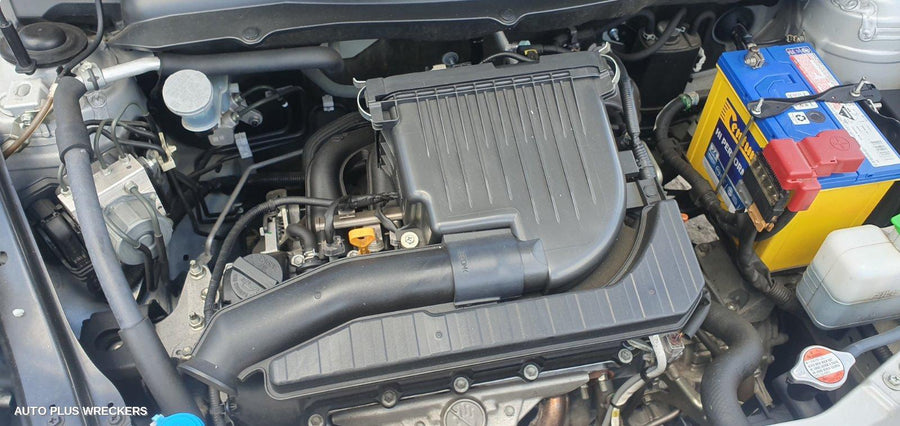 2014 Suzuki Swift Left Front Door Window