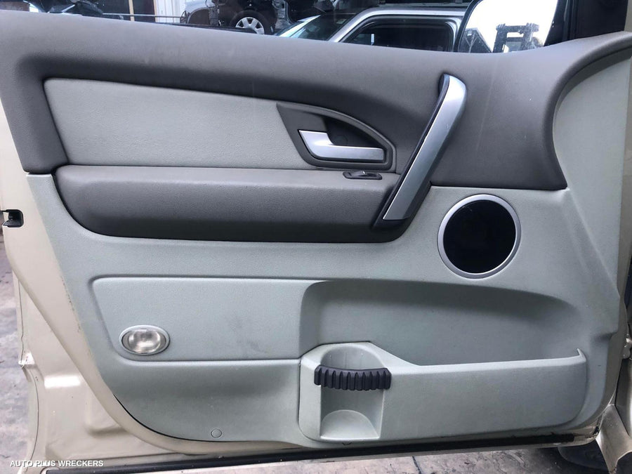 2006 FORD TERRITORY RIGHT FRONT DOOR