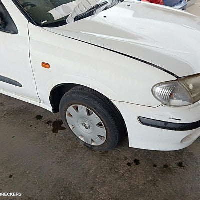 2002 Nissan Pulsar Left Headlamp