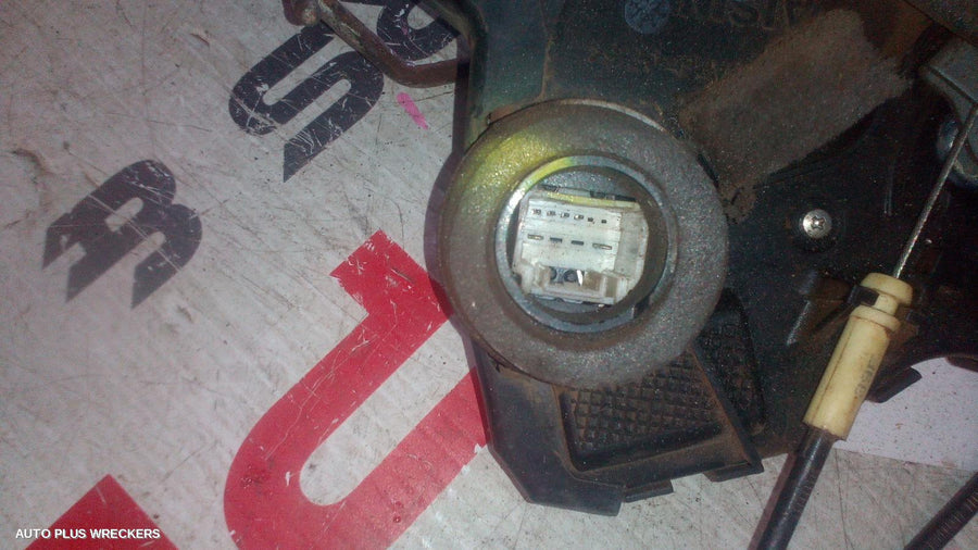 2005-2019 Toyota Hiace Door Boot Gate Lock