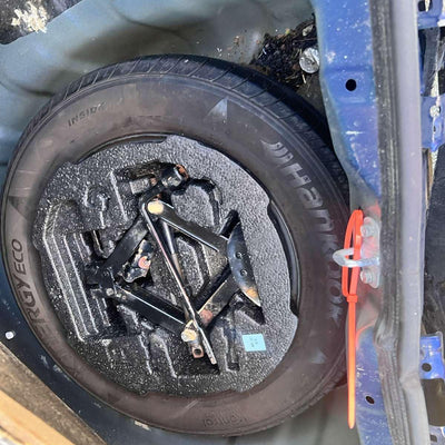 2013 Hyundai Elantra Washer Bottle