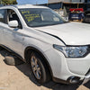 2014 Mitsubishi Outlander Left Front Door