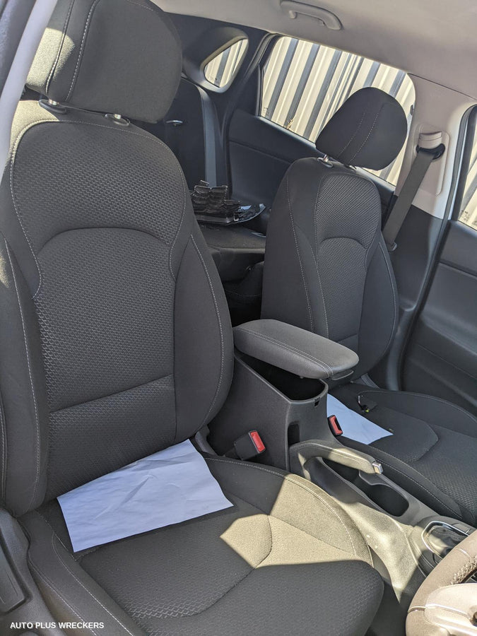 2020 Hyundai I30 Right Front Door Window