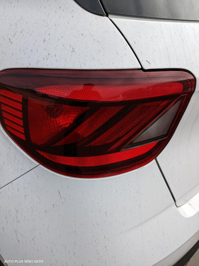 2020 Hyundai Venue Left Door Mirror