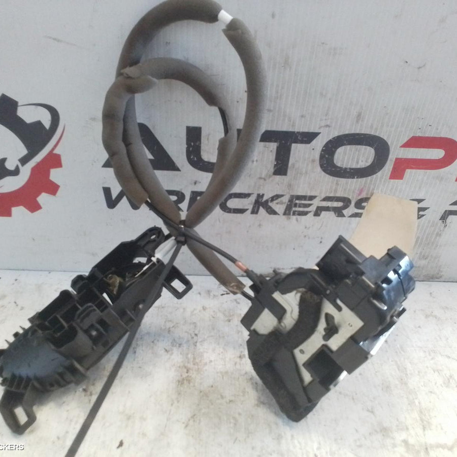 2014-2021 Nissan Qashqai Door Boot Gate Lock