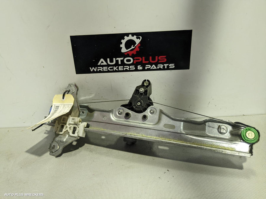 2013-2017 Nissan Qashqai Right Front Window Reg Motor