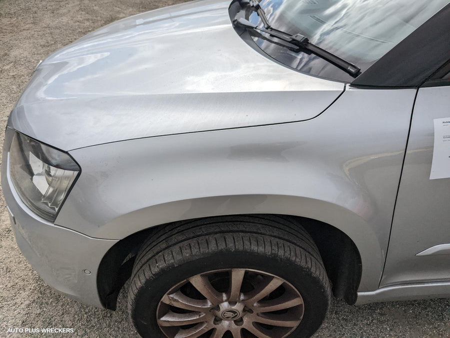 2016 Skoda Yeti Headrest