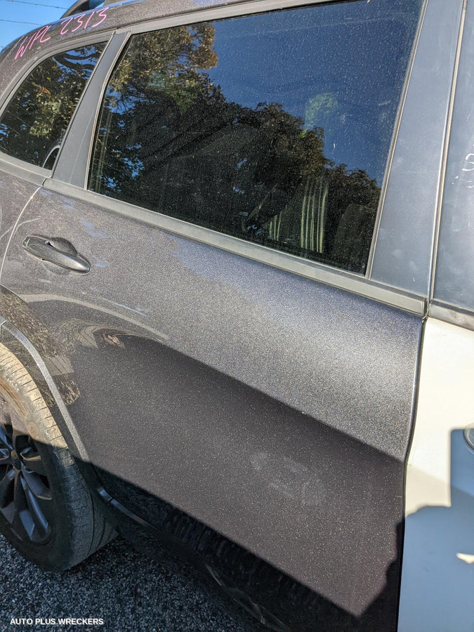 2020 Jeep Cherokee Bonnet