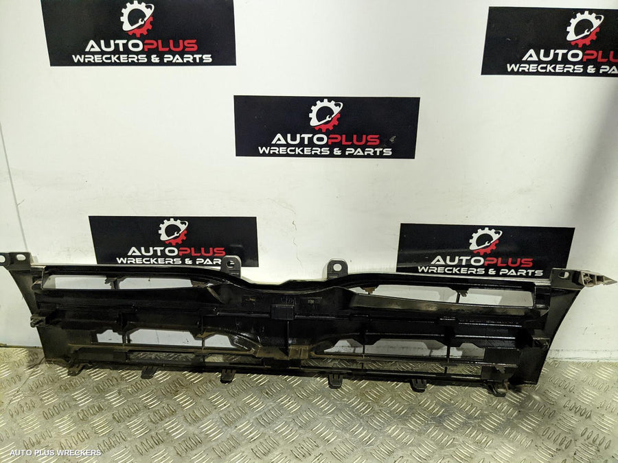 2012 Toyota Hiace Grille