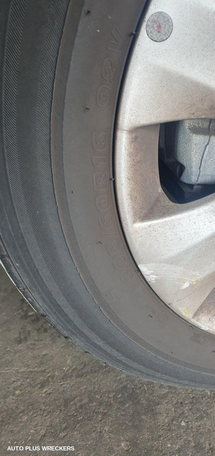 2017 Holden Cruze Right Rear Door Sliding