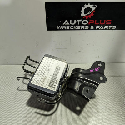 2015-2018 Toyota Corolla Abs Pump Modulator