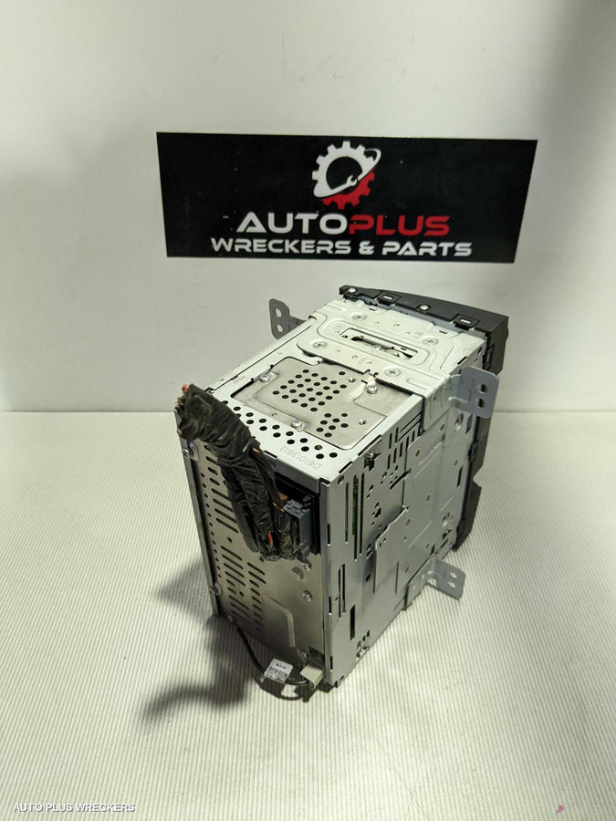 2009 Hyundai I30 Radio Cd Dvd Sat Tv