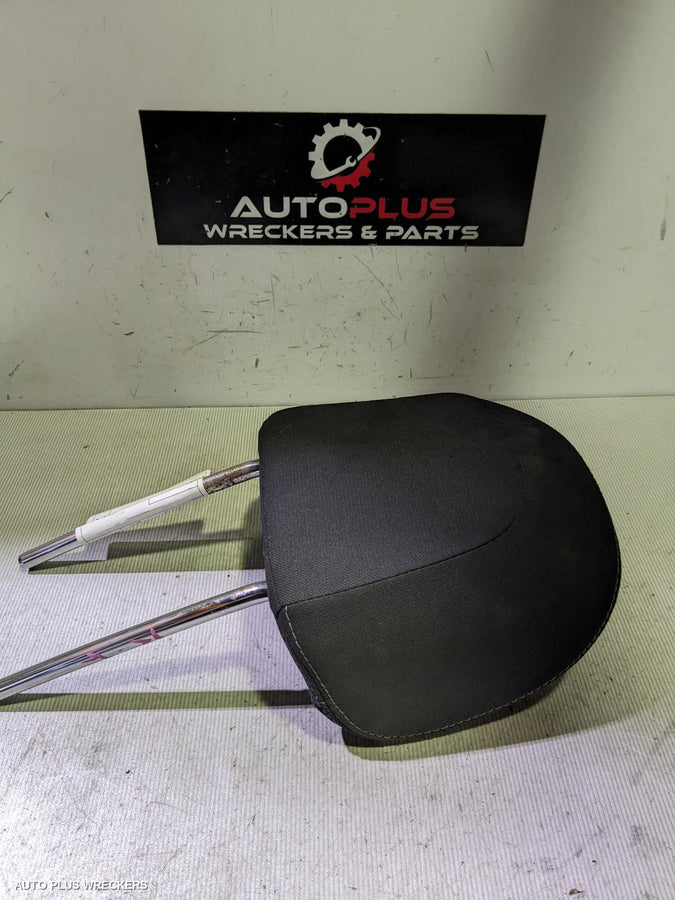 2013-2018 Subaru Forester Headrest
