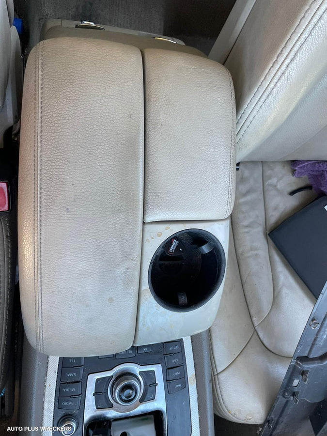 2011 Audi Q7 Caliper