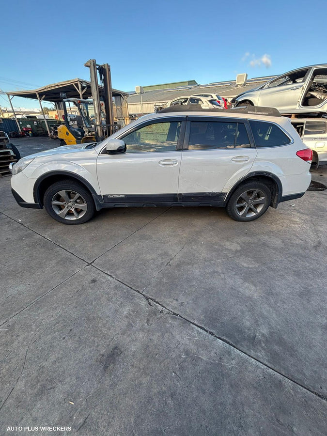 2014 Subaru Outback Left Front Door Window