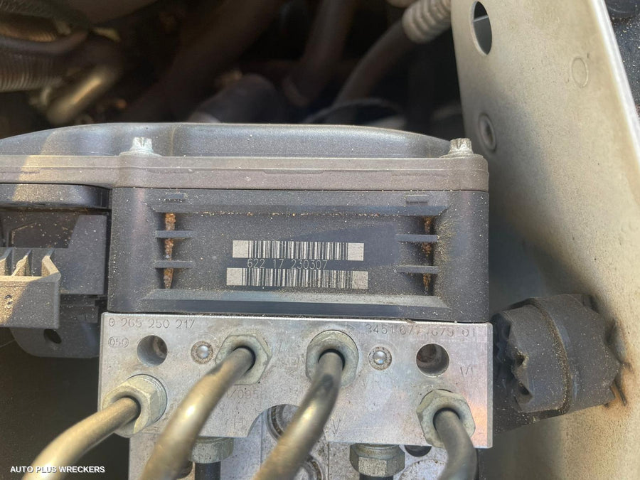 2007 Bmw 5 Series F Bar Reinforc Brack