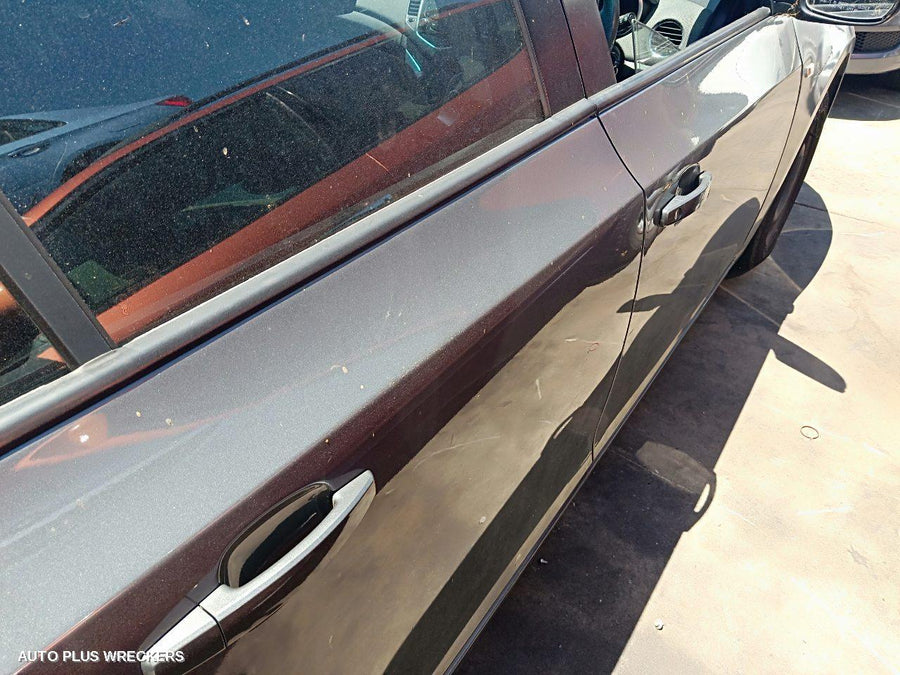 2009 Holden Cruze Left Rear Door Sliding