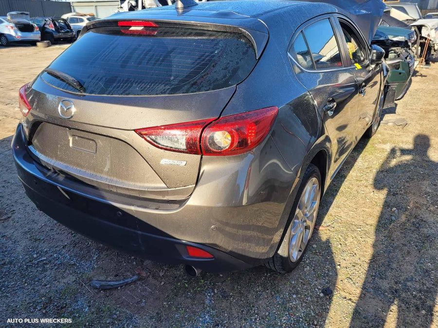 2013-2019 Mazda 3 Right Rear Door Window