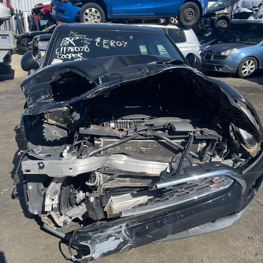 2015 Mini Clubman Left Rear Door Sliding