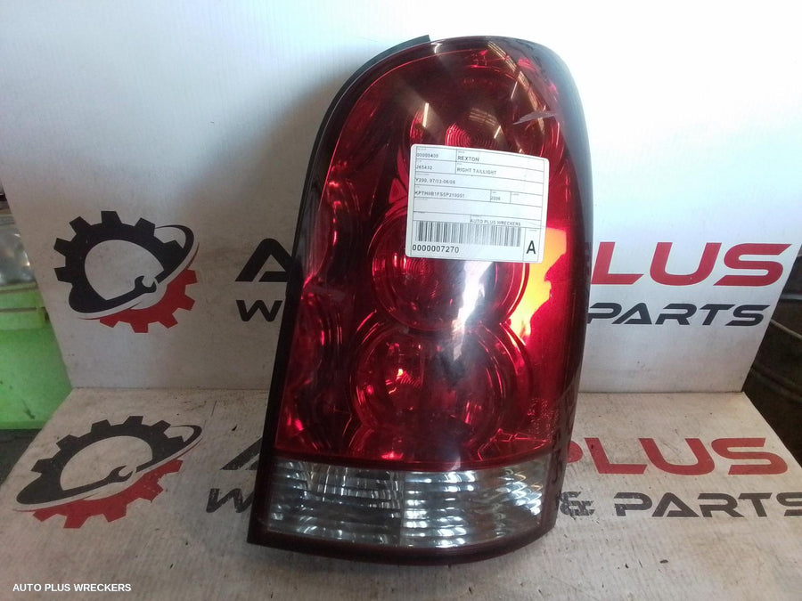 2003-2006 Ssangyong Rexton Right Taillight