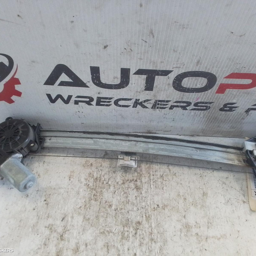 2009-2013 Honda City Right Rear Wnd Reg Motor