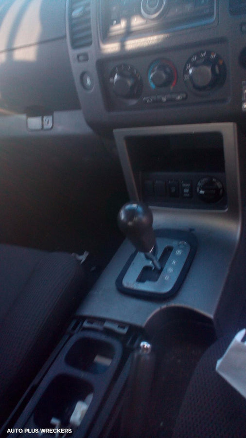 2008 Nissan Pathfinder Right Guard