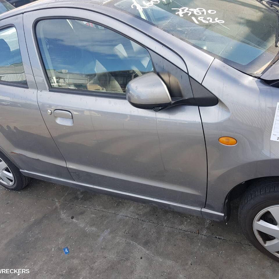 2013 Suzuki Alto Left Guard
