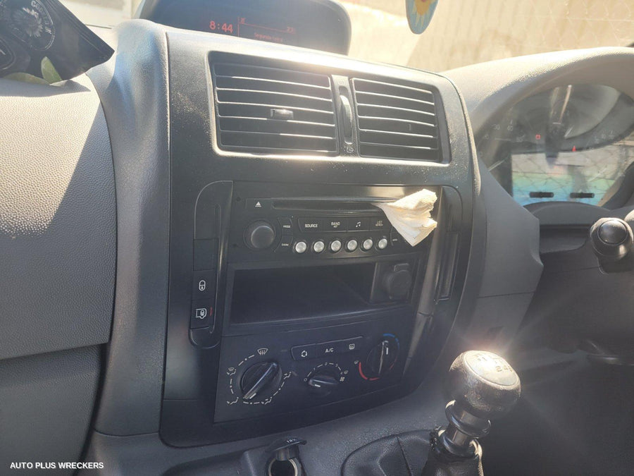 2012 Fiat Scudo Right Guard