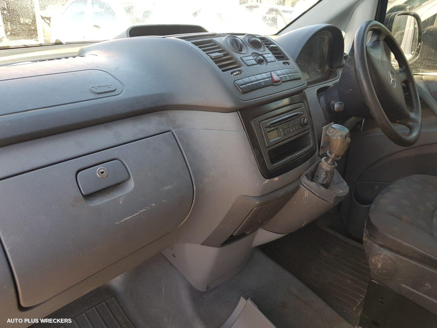 2006 Mercedes Vito Fan