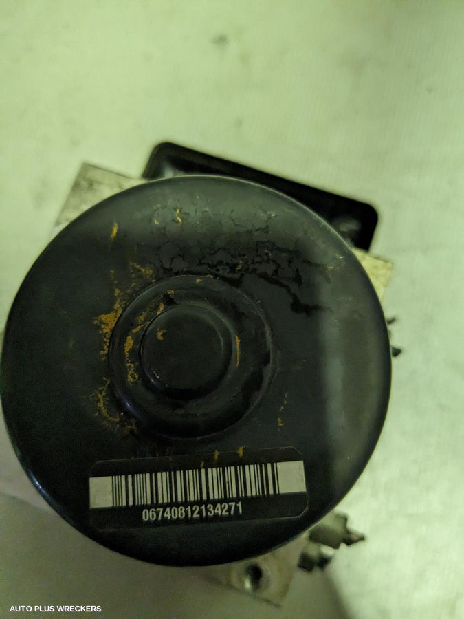 2005-2015 Nissan Navara Abs Pump Modulator