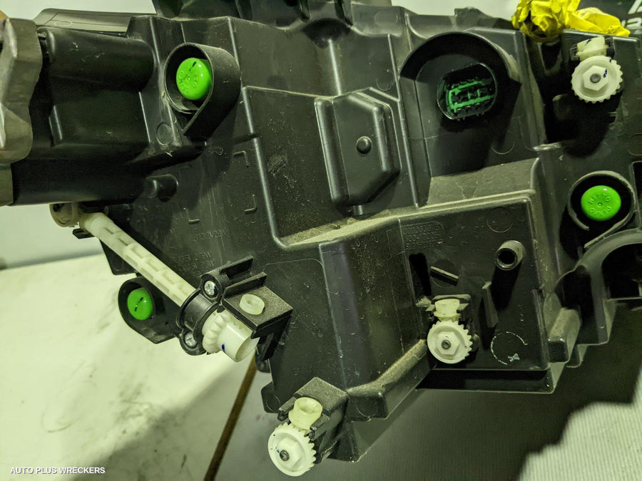 2019 Ldv D90 Left Headlamp