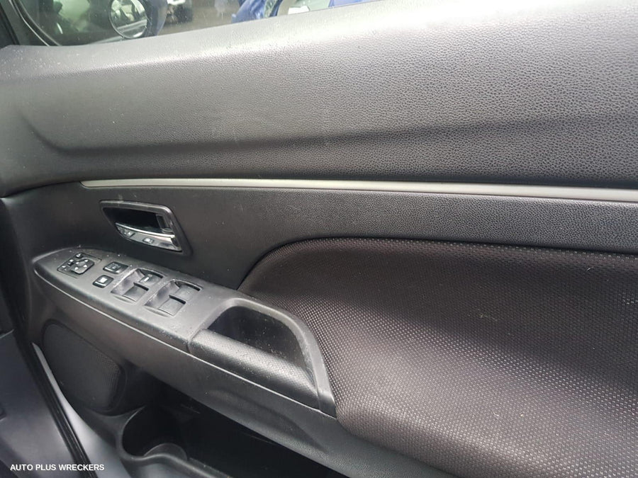 2011 Mitsubishi Asx Left Indicator Fog Side