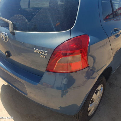 2007 Toyota Yaris Right Front Window Reg Motor