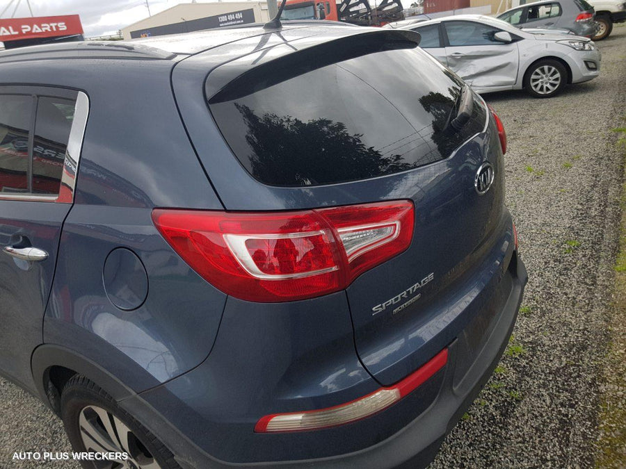 2012 Kia Sportage Right Rear Door Window