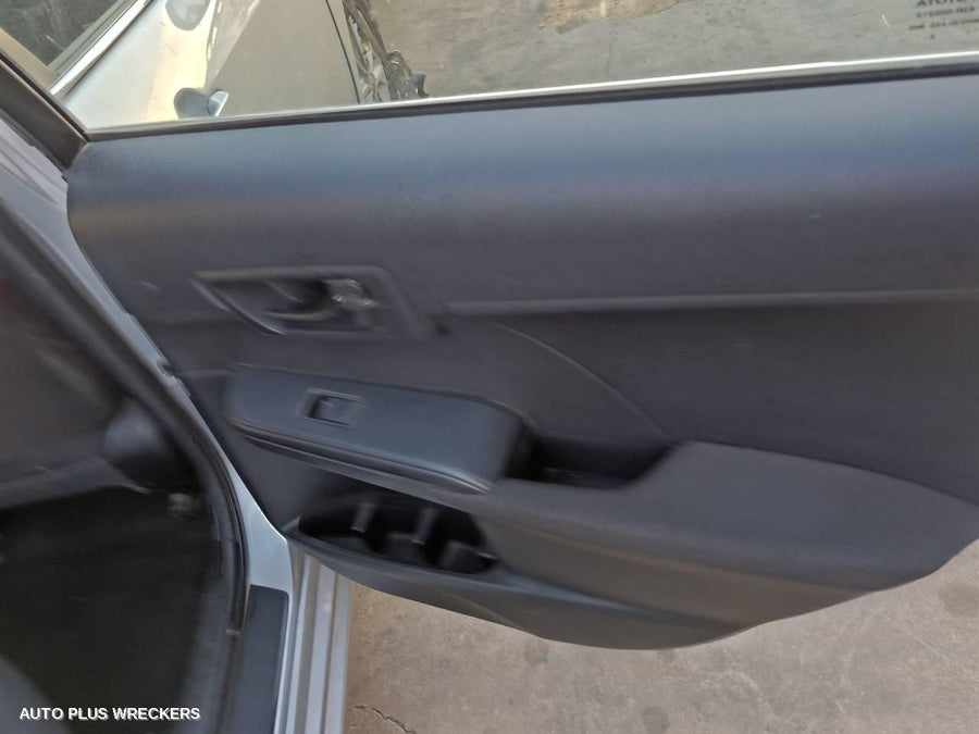 2012 Toyota Camry Right Front Window Reg Motor