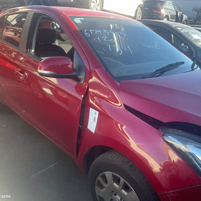 2010-2015 Hyundai I20 Left Rear 1 4 Door Glass