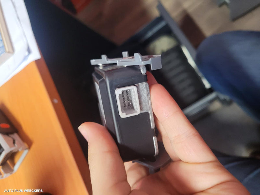 2017-2020 Toyota Camry Reverse Camera