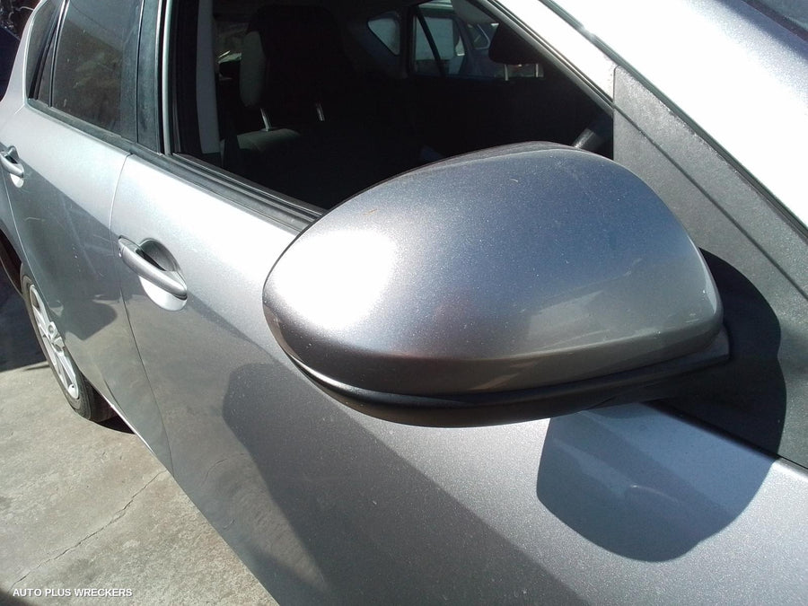 2013 Mazda 3 Alternator