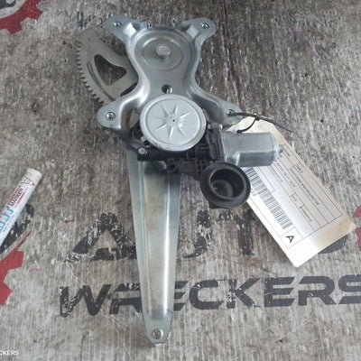 2011-2019 Toyota Yaris Right Rear Wnd Reg Motor
