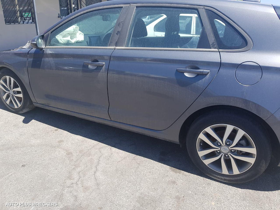 2017 Hyundai I30 Left Front Window Reg Motor