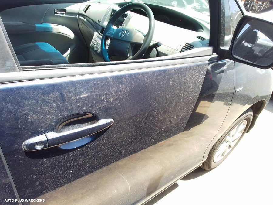 2007 Toyota Tarago Right Headlamp