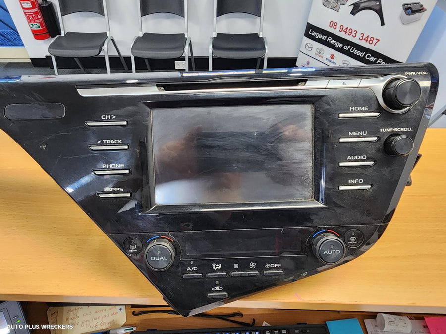 2017-2021 Toyota Camry Radio Cd Dvd Sat Tv