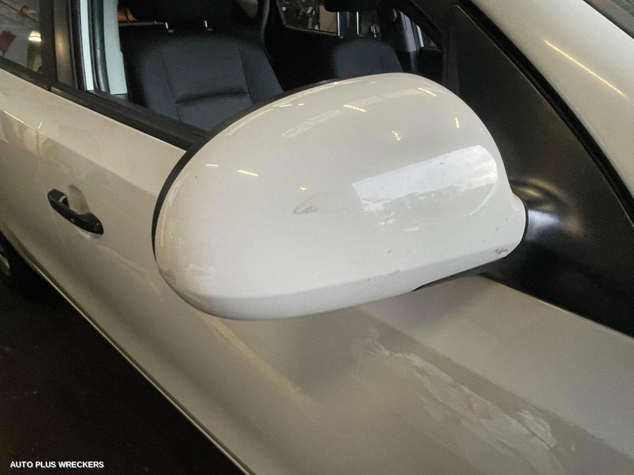 2009 Hyundai I30 Right Headlamp