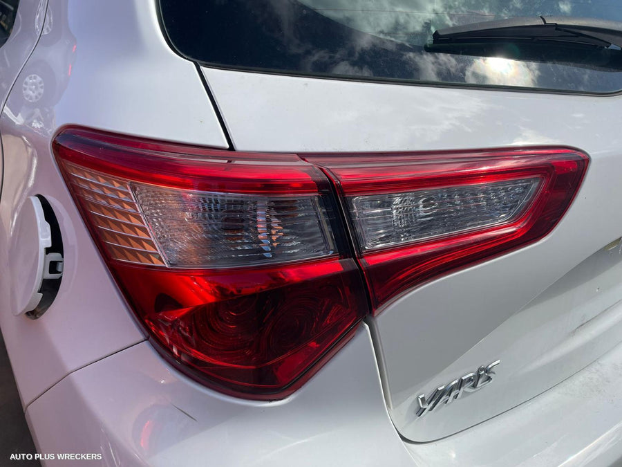 2019 Toyota Yaris Right Front Strut