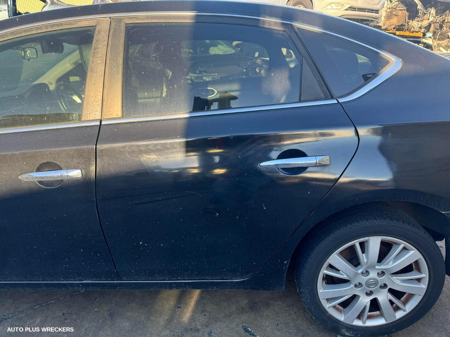 2013 Nissan Pulsar Right Front Window Reg Motor