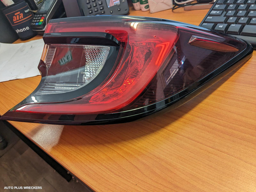 2018-2022 Toyota Corolla Right Taillight