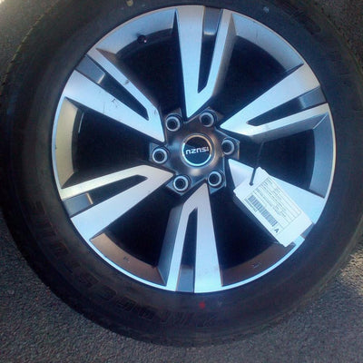2023 Isuzu Mu-x Wheel Mag