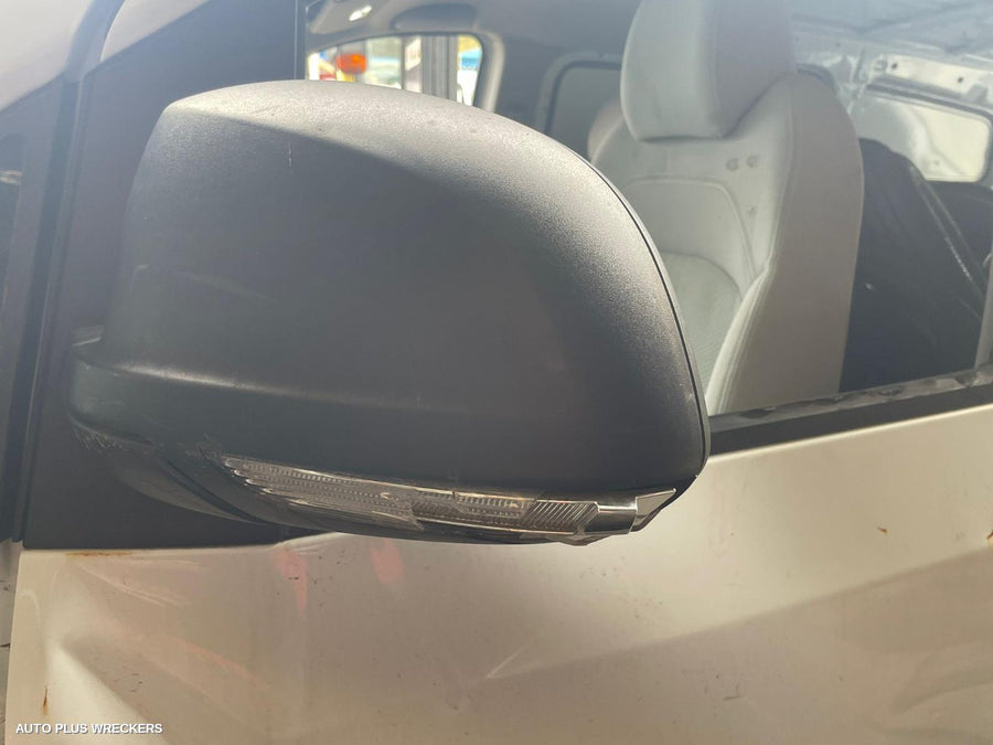 2017 Ldv G10 Rear Garnish